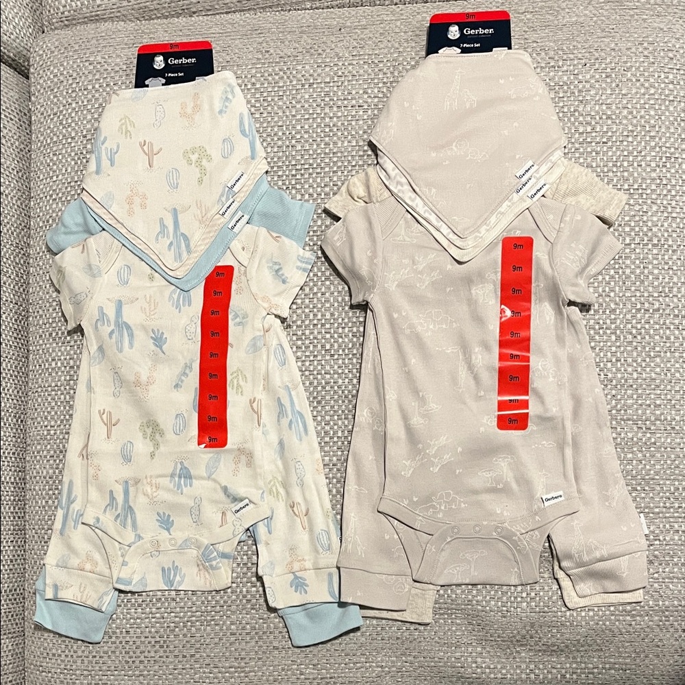 Gerber Baby  Boy 2 Pack Bodysuit 7 Piece Set -Cream and Light Blue Size 9 Months